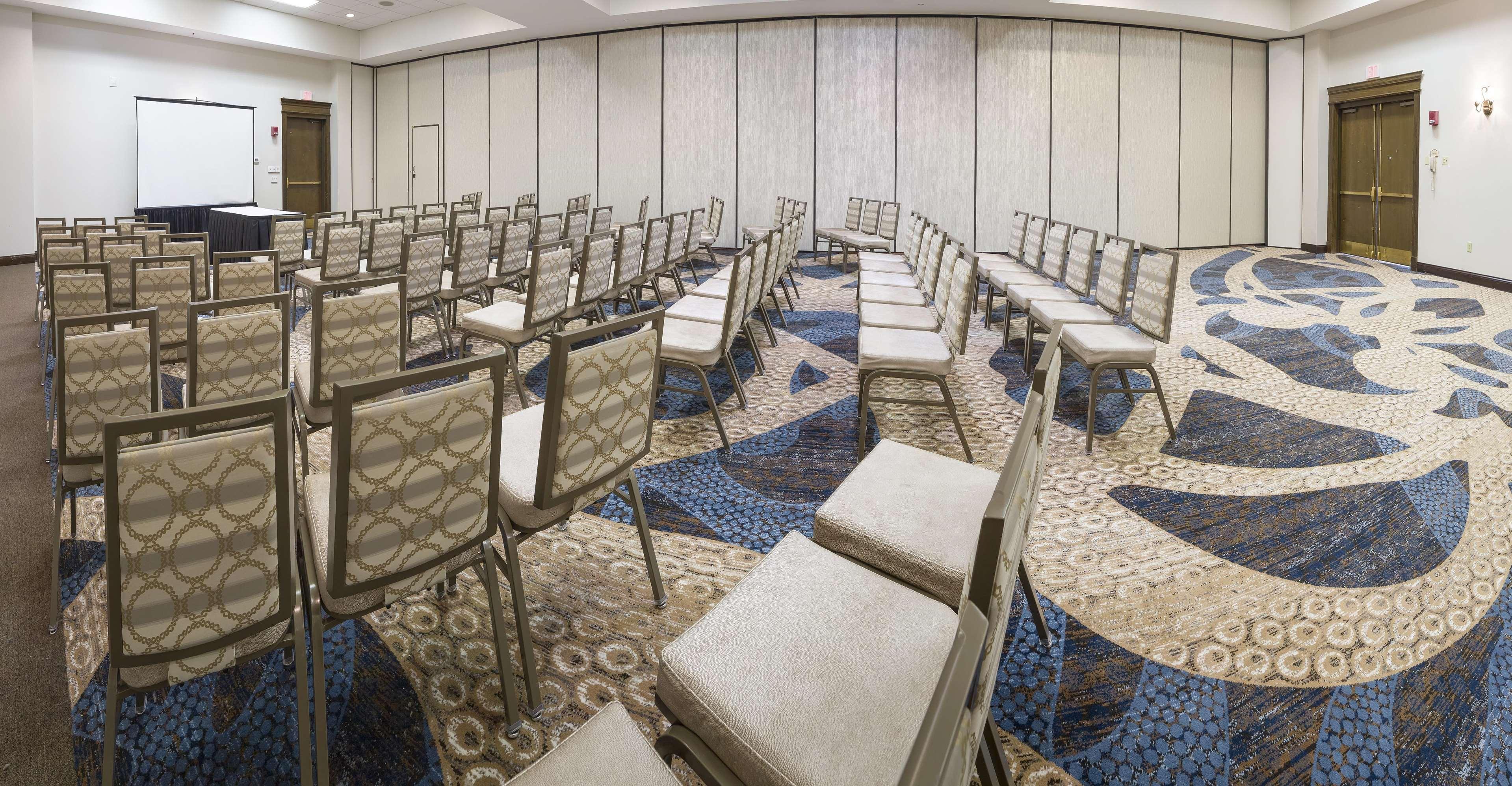 Отель Doubletree By Hilton Boston-Милфорд Экстерьер фото